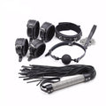 BDSM-kit i läder och kedjor — produktbild