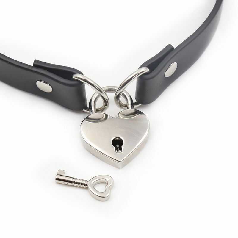 Padlock BDSM Collar — product view 3