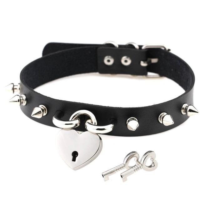 Gothic Padlock Choker — product image
