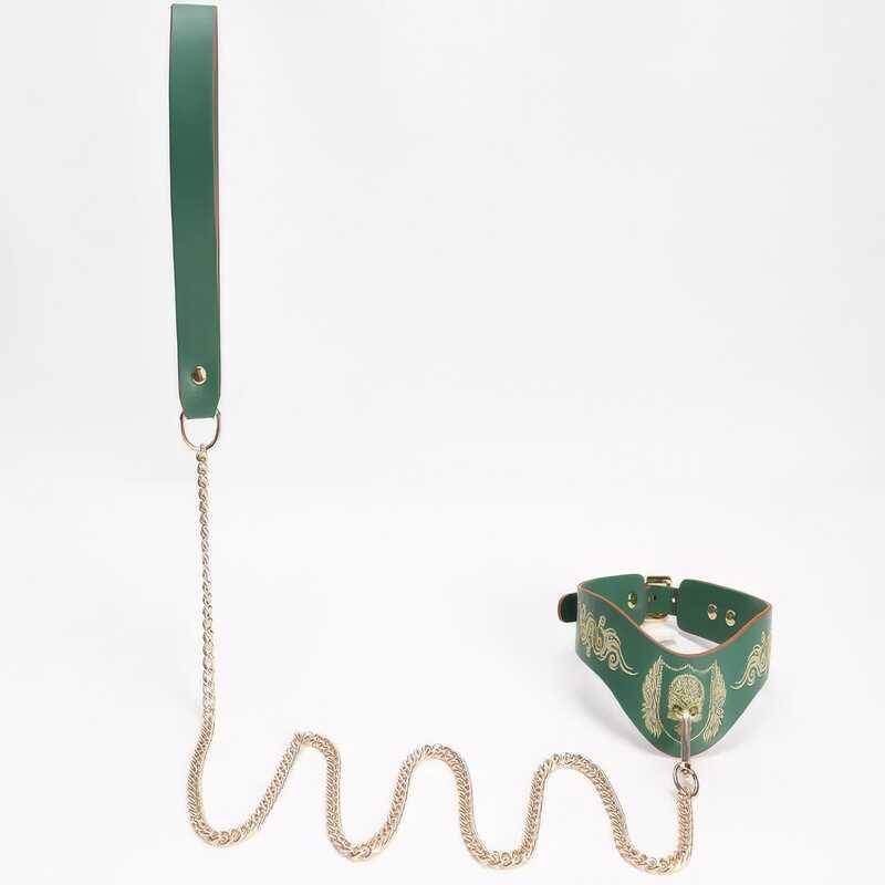 Skull BDSM Collar — product view 2