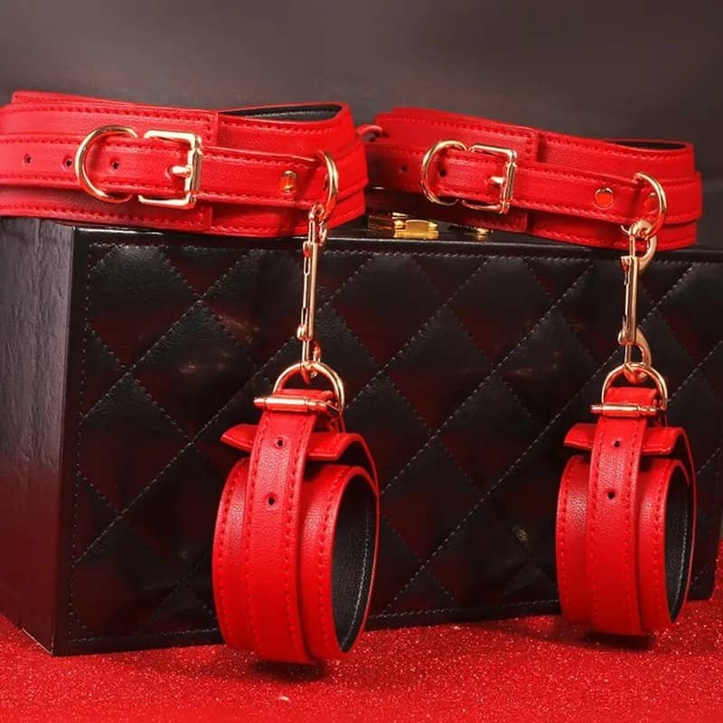 Beginner BDSM Kit — product view 4