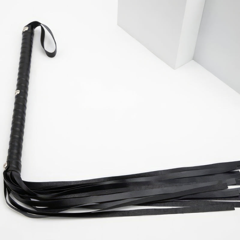 Long-Handle Flogger — product view 3