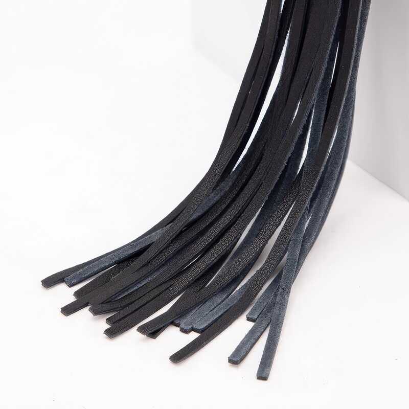 Mini BDSM Flogger — product view 2