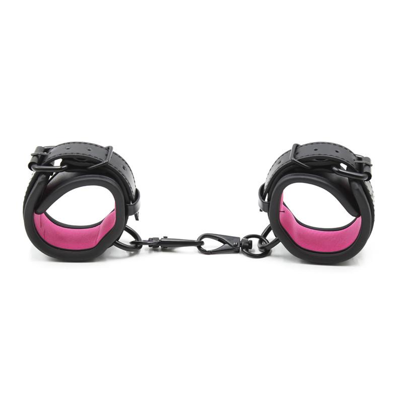Lyserøde & sorte bondage — produktvisning 2