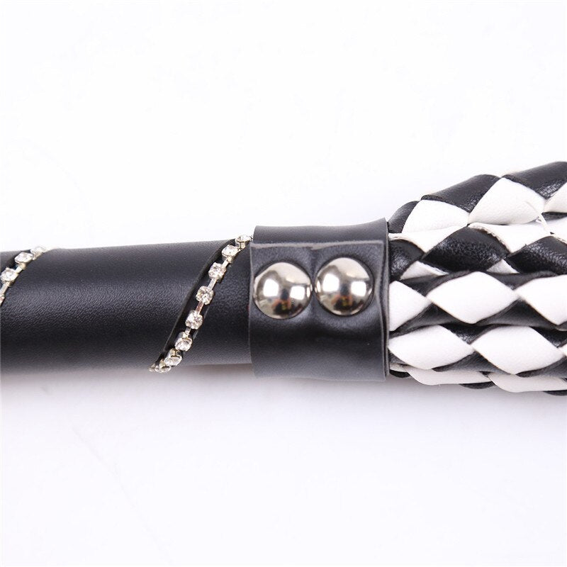 Zebro BDSM Flogger — product view 4