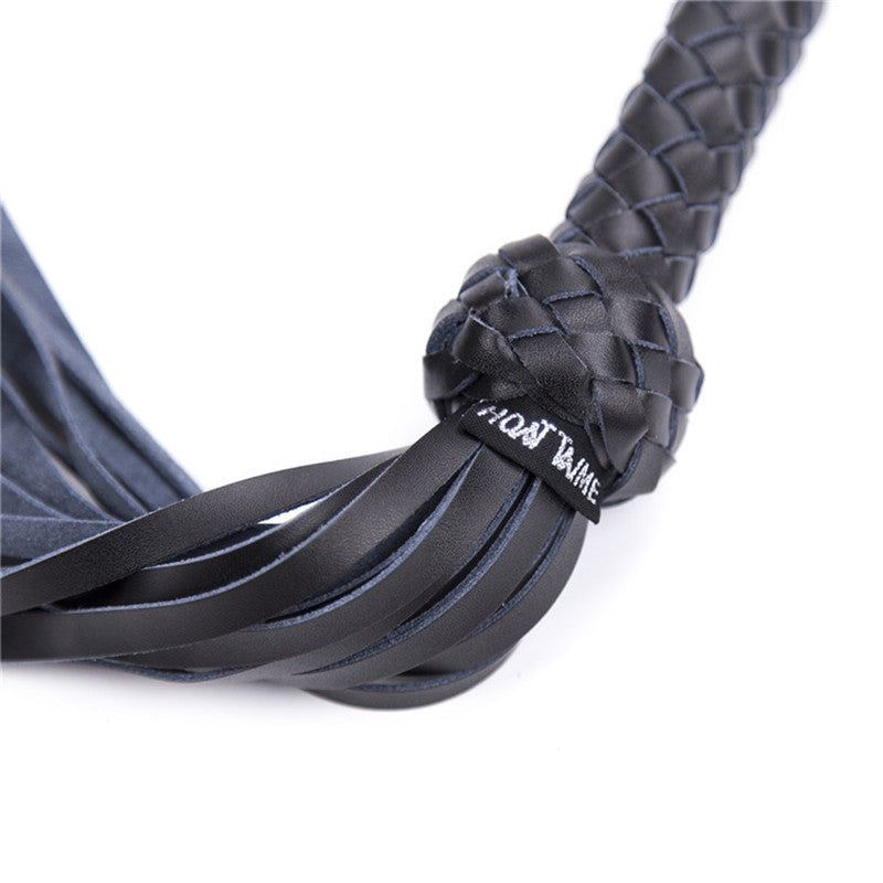 Obsession BDSM Flogger — product view 4