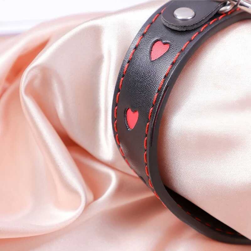 Halsband med röda hjärtan och 85 cm kedjekoppel — produktvy 6