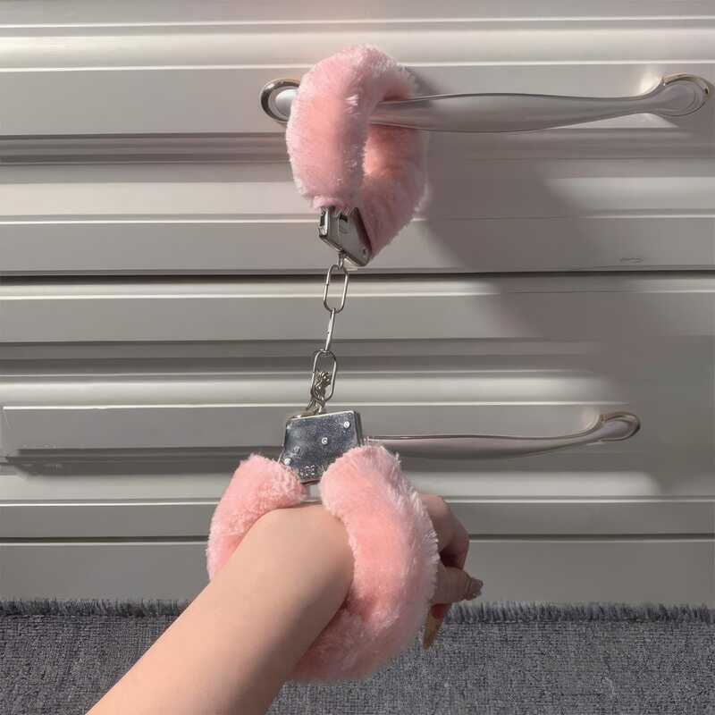 Fourrure Bondage Restraints — product view 2